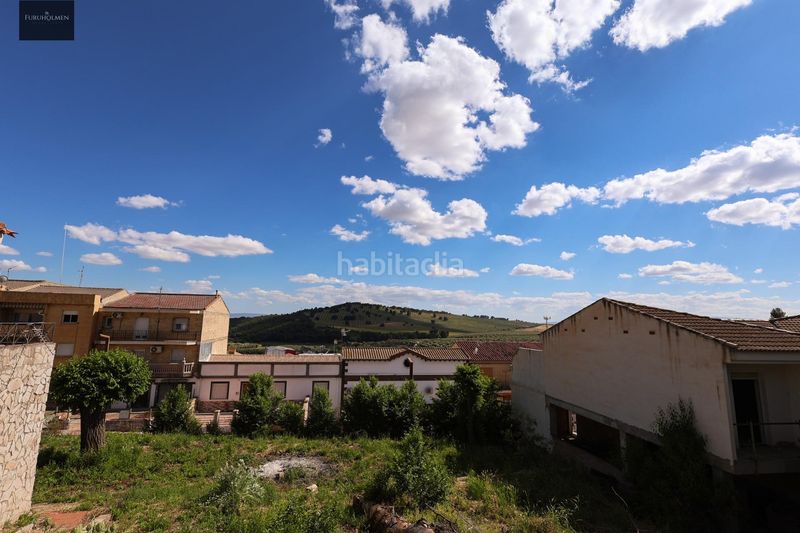 Foto a184933a-3f59-40cc-863c-1884ff06fd88. Xalet amb aparcament a Íllora