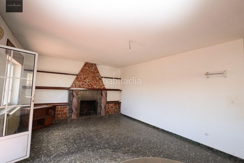 Foto ea66fe48-eb10-4f9e-bbdf-51e277a5c139. Xalet amb aparcament a Íllora
