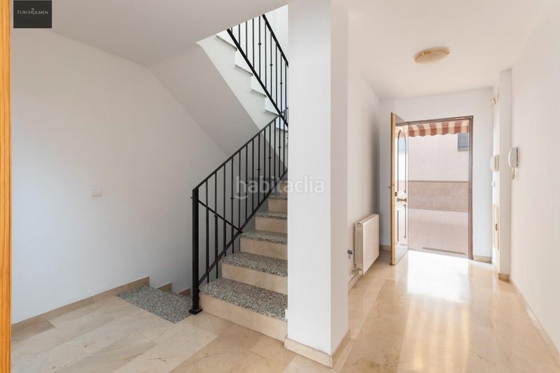 Foto c2bde738-43e0-4bcd-a82d-c061506671cd. Casa aparellada amb calefacció aparcament a Barrio de la Vega Monachil