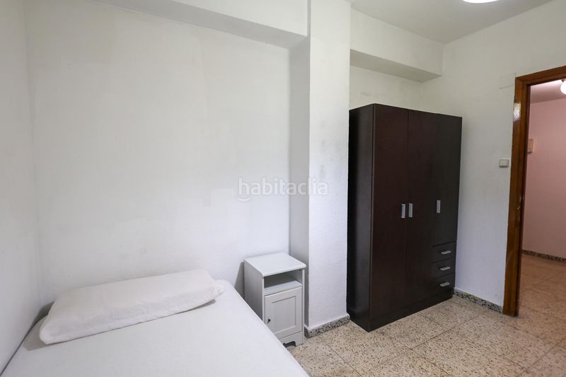 Foto 25e1b6e7-a762-41a7-b66f-ede8f3ab5bed. Pis amb calefacció a Pajaritos Granada