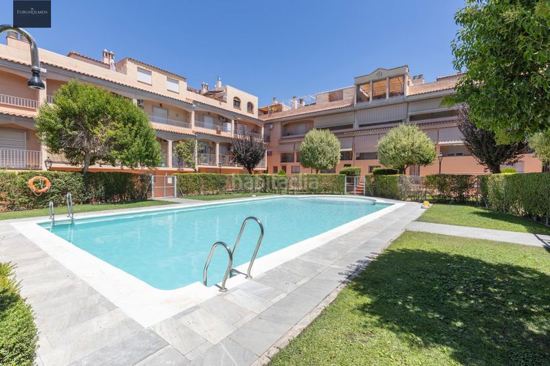 Foto 6a1857b6-6b97-4ac1-ade4-8d71d52bc4c7. Casa amb calefacció aparcament piscina a Joaquina Eguaras Granada