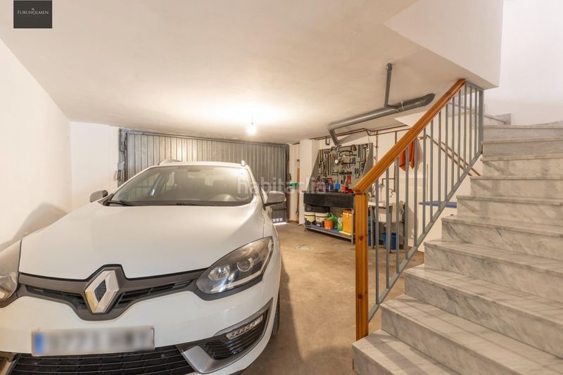 Foto afca81ff-3fbb-4613-b01f-7aa9cffc94e4. Casa amb calefacció aparcament piscina a Joaquina Eguaras Granada