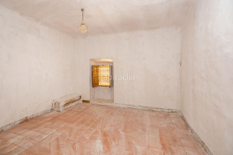 Foto 2ea5e70a-3dd0-45f0-9d40-ed191781ec04. Chalet !! amplia vivienda en pleno centro a precio irresistible!! en Montejícar