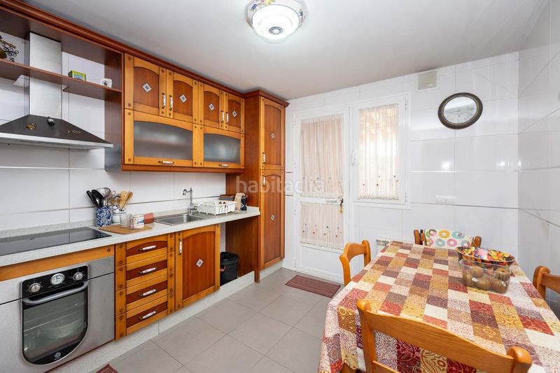 Foto 83d6ade4-559c-4e61-a455-c00944761c7e. Casa adosada !! espectacular vivienda en la mejor zona para entrar a vivir !! en Armilla