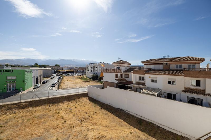Foto a40e2256-7db5-4816-baf2-efbf2c0e4bf4. Casa adosada !! espectacular vivienda en la mejor zona para entrar a vivir !! en Armilla