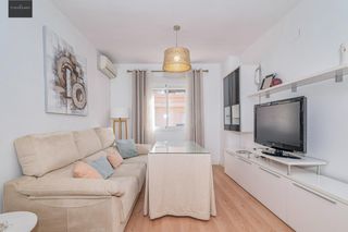 Etagenwohnung in Residencial Triana - Barrio Alto