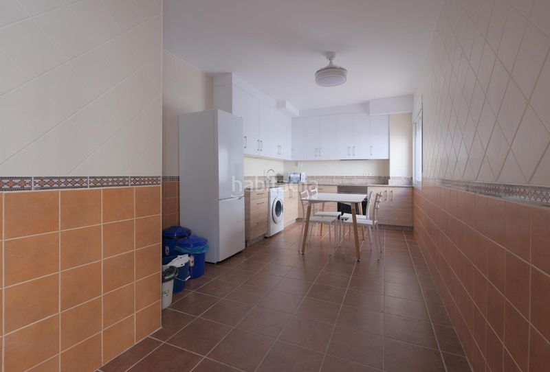 Foto 14b331b7-ece7-4485-aae4-9e42d6004420. Casa adossada amb aparcament a Freila