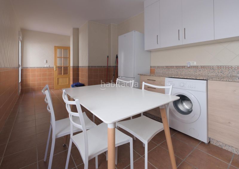 Foto 5805f2bd-1814-4200-a887-202eef1c445e. Casa adossada amb aparcament a Freila