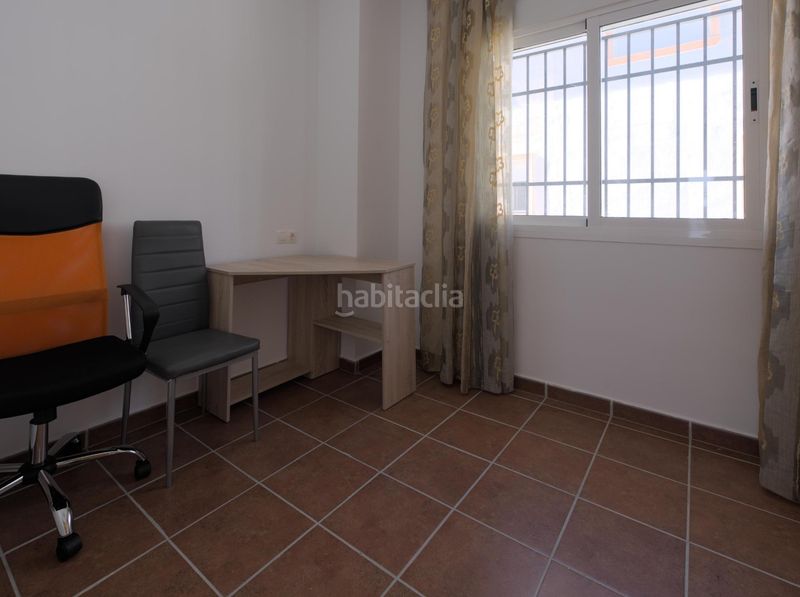 Foto 5dc6ae7e-8dd7-4ef0-9201-bc72ad513cbe. Casa adossada amb aparcament a Freila