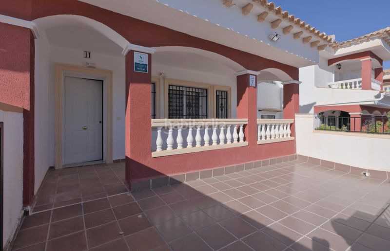 Foto 98200632-3ab1-444c-acc5-75ac4ac2c32b. Casa adossada amb aparcament a Freila