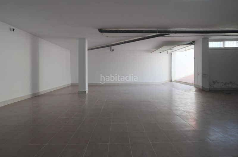 Foto f5f4d291-df55-4319-853d-ef5316b1a8d6. Casa adossada amb aparcament a Freila