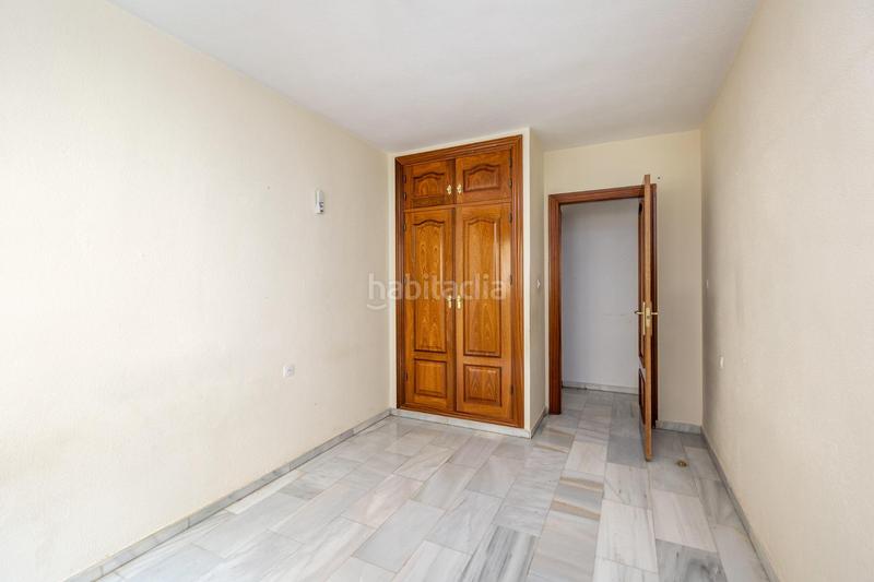 Foto a354df88-13a8-4fa9-be86-43433782a726. Piso  con garaje cerrada y trastero en mendez nuñez en Granada