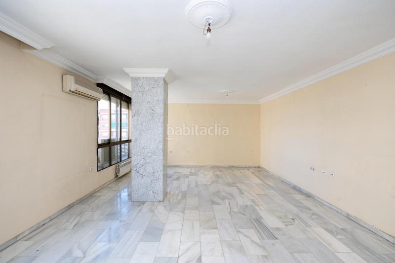 Foto c1e6c4b8-803a-43e5-8c8e-c5f9dff10e62. Piso  con garaje cerrada y trastero en mendez nuñez en Granada