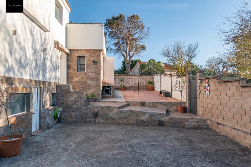 Foto 133ea439-bcb1-44fd-a09c-27e8938f870b. Chalet preciosa casa totalmente reformada en suspiro del moro, en Otura