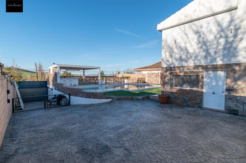 Foto 45309e66-788d-485d-836a-254f3562deff. Chalet preciosa casa totalmente reformada en suspiro del moro, en Otura