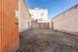 Terreny residencial a Calle de almería 49. Solar en armilla junto al centro de salud