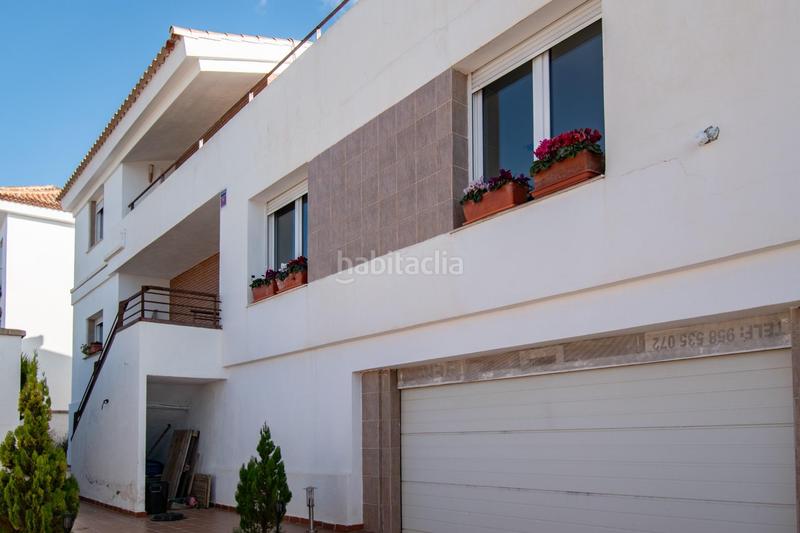 Foto 7498a345-c980-4bbf-bd2f-0e2a8b64570f. Chalet  en la zubia con piscina en Altos de la Zubia Zubia (La)