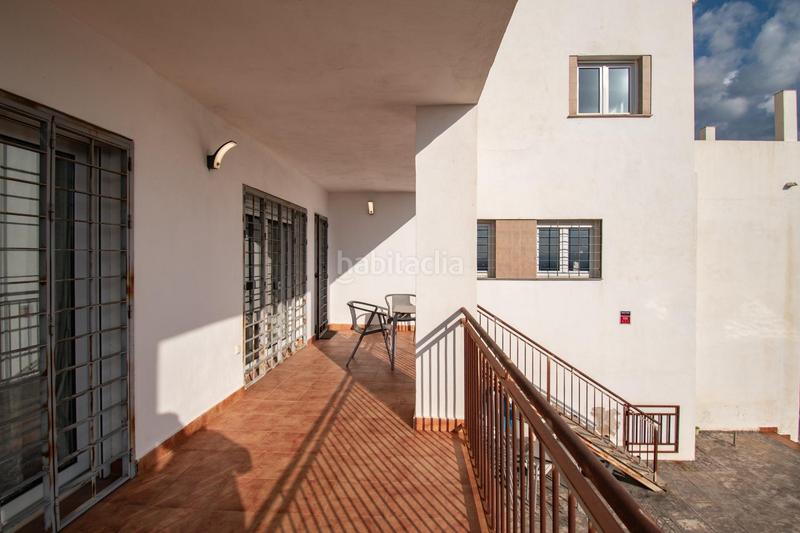 Foto afafa722-d6c0-4968-aa3e-8eec9e1d856e. Chalet  en la zubia con piscina en Altos de la Zubia Zubia (La)