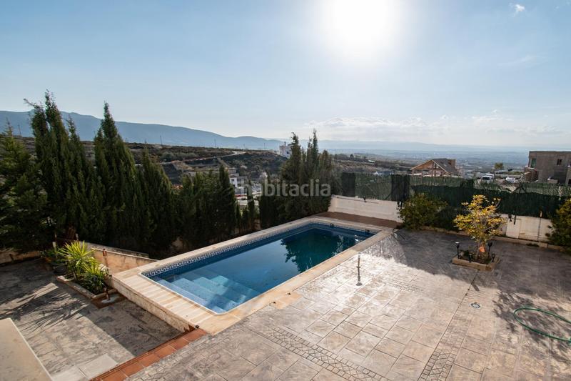 Foto b2cf98e5-2ea9-42e5-b440-f343d022b46d. Chalet  en la zubia con piscina en Altos de la Zubia Zubia (La)