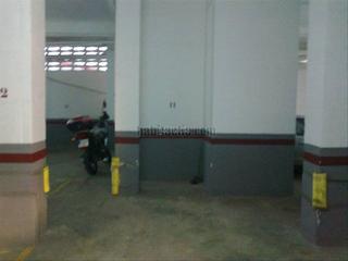 Parking coche en Passeig de santa coloma 21