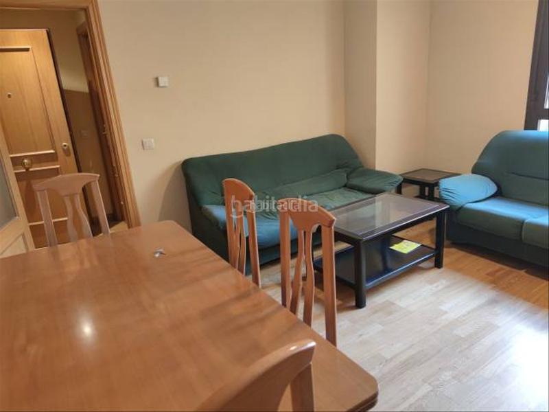 Foto 4d4bcb84-6f6e-412d-a207-d06c7a4ad226. Apartament a calle antonio machado 6 a Bargas