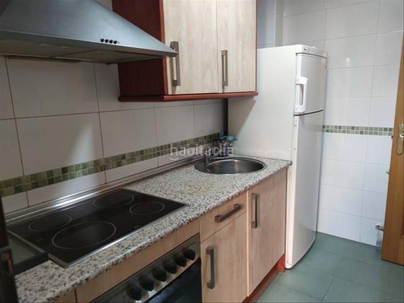Foto 90d01b70-a20a-4dd0-a7f3-0021bdce9c77. Apartament a calle antonio machado 6 a Bargas