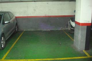 Autoparkplatz in Carrer de bonsoms 32