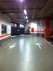 Miete Autoparkplatz in Carrer lope de vega 3. Amplio, nuevo, comodo para aparcar y barato!!!