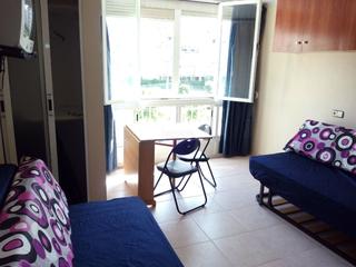 Miete Studiowohnung in Carrer de joaquim serra 19