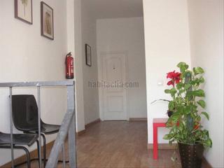 Miete Büro in Carrer de sant gonçal 7. Zona tranquila y mucha luz