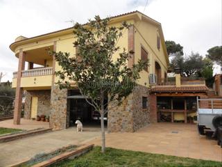 Casa a Urbanitzacio can salva 260. Casa unifamiliar en perfecto estado