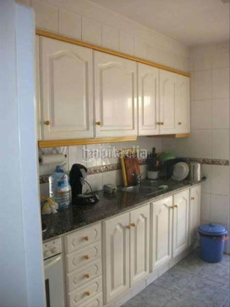 Foto 28ee6edf-50a8-4296-b4cc-98fbedd4880a. Piso en carrer bernat metge 17 esta cerca de la playa y de el centro de la vila. en Llançà