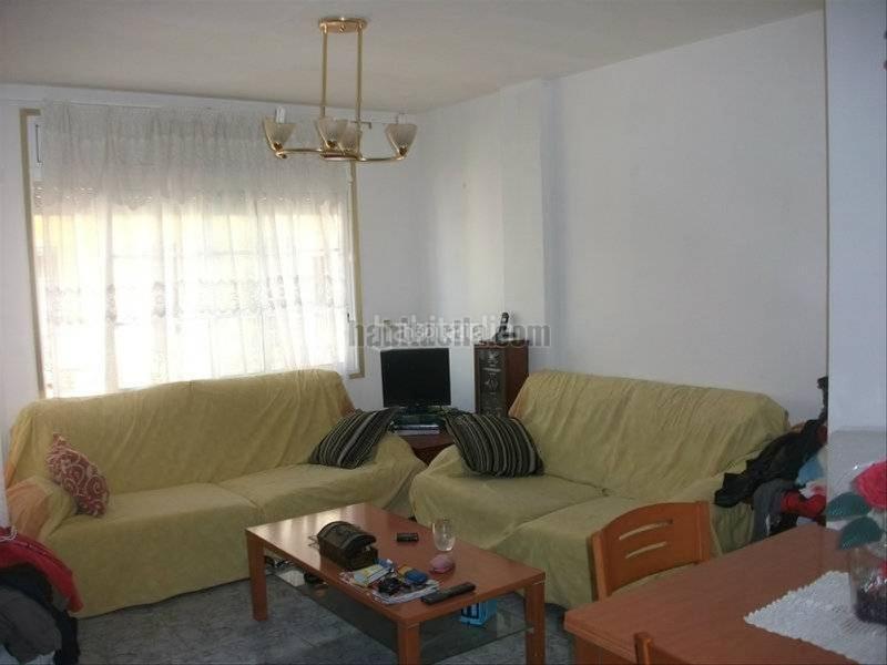 Foto 4a8fd39d-9f65-4609-a9f4-6e9b21a00271. Piso en carrer bernat metge 17 esta cerca de la playa y de el centro de la vila. en Llançà