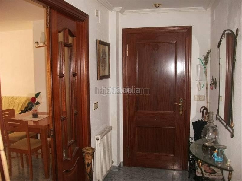 Foto d422df82-8844-48b6-95ba-704bd1cc5118. Piso en carrer bernat metge 17 esta cerca de la playa y de el centro de la vila. en Llançà