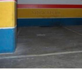 Rent Motorcycle parking in Carrer de sicília 41. Parking moto o coche muy pequeño