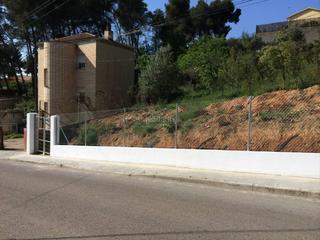 Terreny residencial a Carrer dels encantats 37. Venta de solar edificable en vallespark