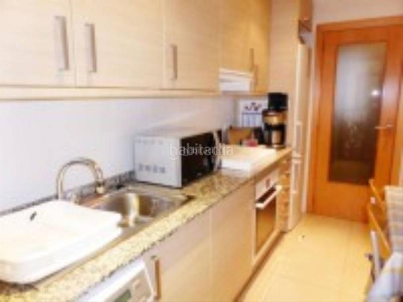 Foto c41213f8-4bb2-4fb1-bd8a-01569ab78356. Piso en carrer josep coll 1 piso muy bonito y soleado en Llançà