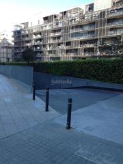 Miete Motorradparkplatz in Carrer de lope de vega 148. Alquiler parking moto lope de vega 150