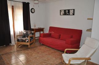 Pis a Calle margarita iturralde 68. Vendo o alquilo piso en trujillo.