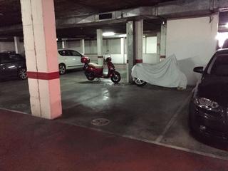Lloguer Aparcament cotxe a Carrer fra francesc palou 10. Se alquila parking grande en c/ fra francesc palou
