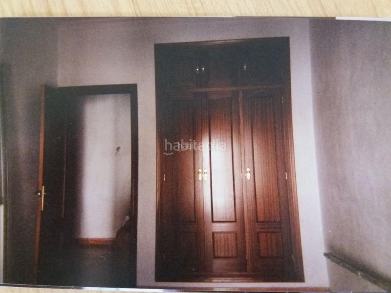 Foto 318f40d4-7d86-4e1b-bfbd-c417f05e2a7d. Piso en calle benito sánchez 6 se vende piso cerca del mercadona en Villamartín