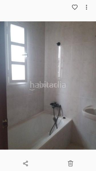 Foto f61b1a7a-10ac-4fcf-b67f-f6640814cc02. Piso en calle benito sánchez 6 se vende piso cerca del mercadona en Villamartín