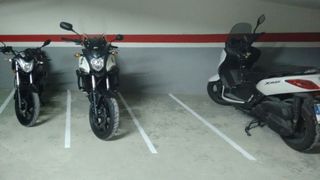 Alquiler Parking moto en La plana, 28. Alquiler plaza moto