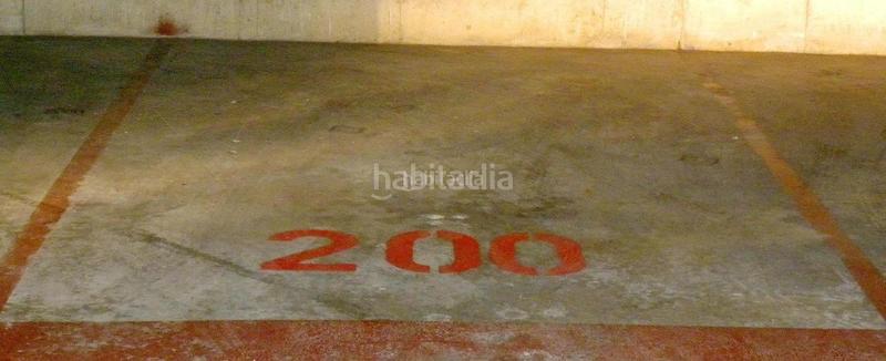 Foto 4e71fec6-4f8f-42b1-b38f-ee5b287d14a6. Location parking voiture dans carrer de joan oliver 3 dans Barcelona