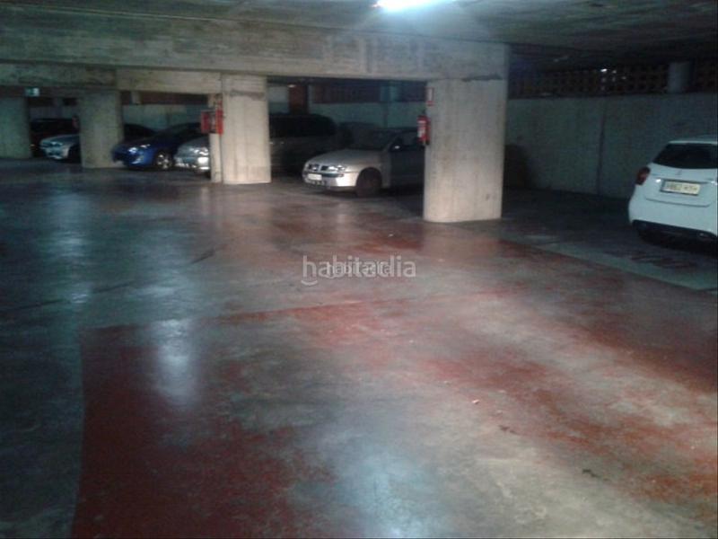 Foto 812bd5a1-16c0-4ab4-9926-b2ad8d8ea15c. Location parking voiture dans carrer de joan oliver 3 dans Barcelona