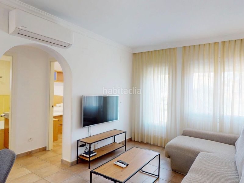 Foto e5ebefae-cff2-46e7-96b5-537961216b63. Towny house in avinguda Oliva nova 9 in Oliva nova Oliva