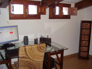 Piso en Carrer de l'abadia 15. Estupendo duplex en oliva de 180 m2  3 habitacione