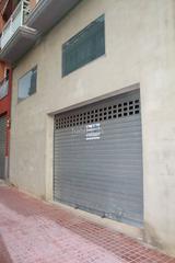 Rent Business premise in Calle ernesto pérez almela 11. Local de 237m2 en poligono iii con salida de humos
