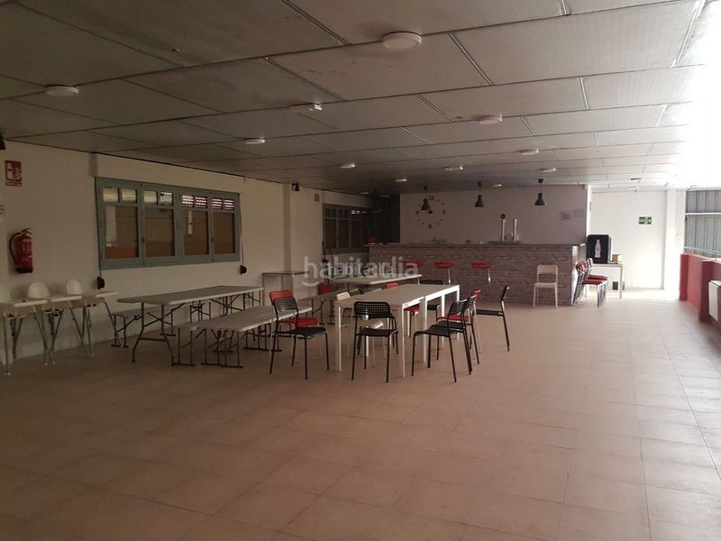 Foto f13654b6-bd5b-40c5-9035-225a3e28490b. Fabrikhalle in carrer sant eloi 35 in Zona Nord Alcoi