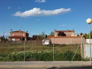 Terreny residencial a Carrer del chardonay - raimat, 7. Parcela en zona residencial